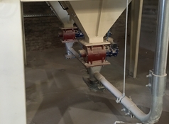 Hoogvacuüm transport steenstof