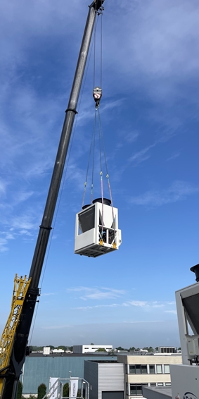 Work in progress - plaatsing chiller