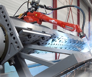 Lasrobot met afzuiginstallatie