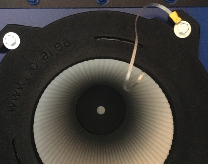 Door magneetventielen aangestuurd filterreinigingssysteem