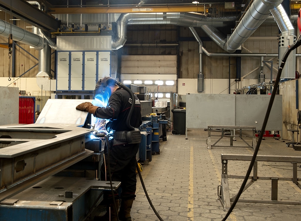 Overlast door lasrook