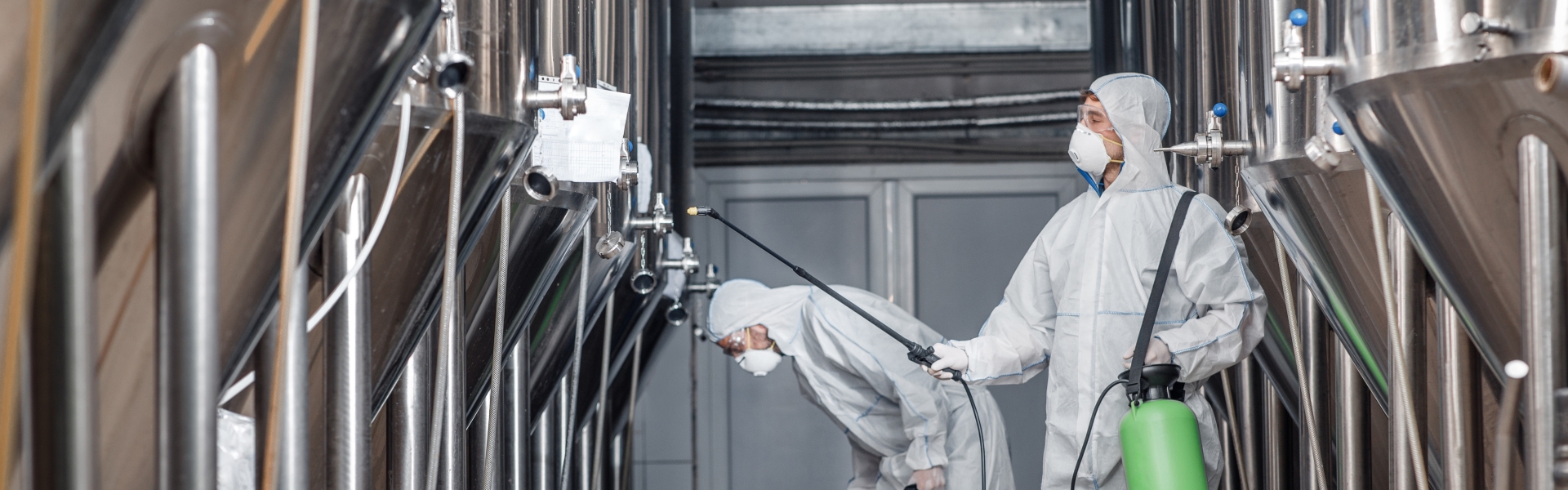 Productie stilstand kost geld. Hoe verkort je de droogtijd na reiniging?