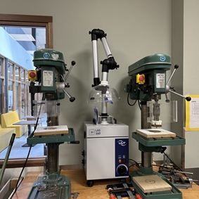 Afzuiging kolomboormachine Technisch Onderwijs